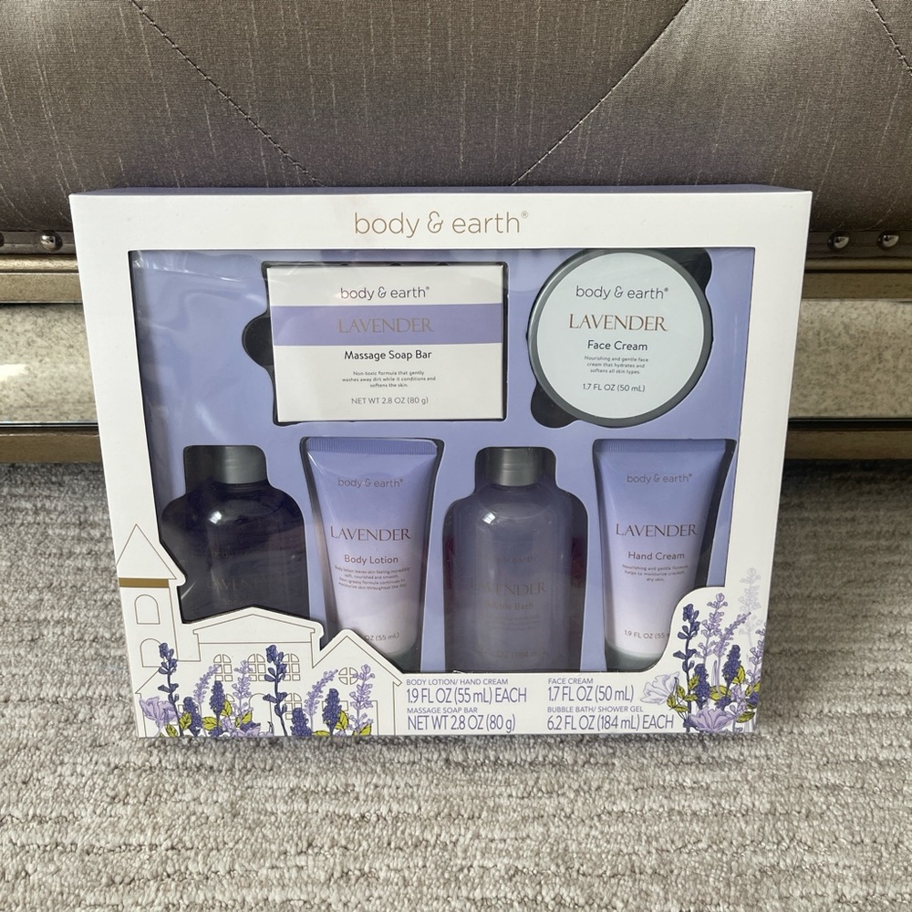 Lavender Bath & Body Set - Purple